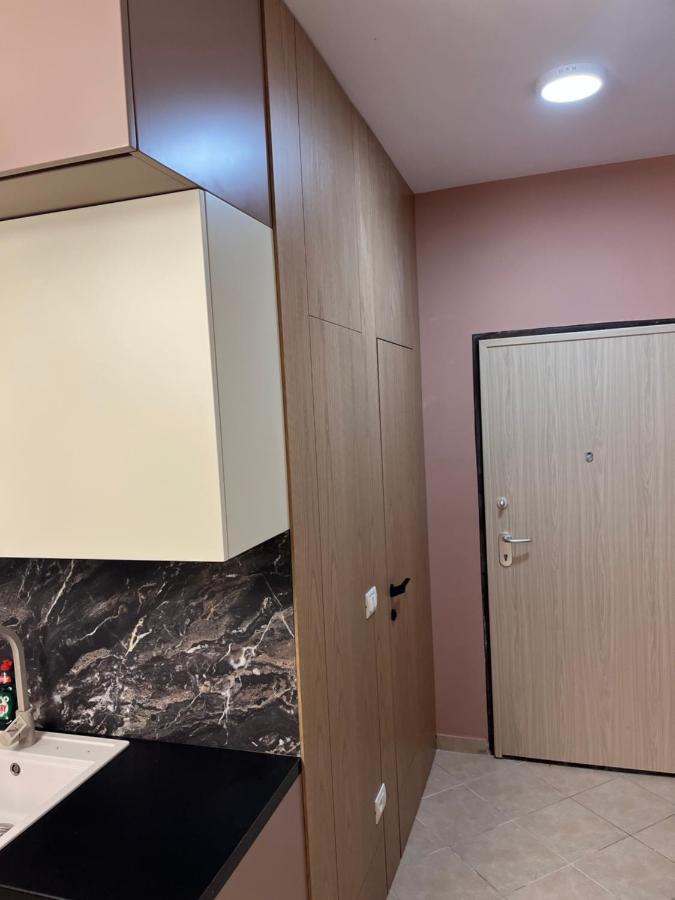 Gloria'S Apartment Lungomare Vlorë Екстериор снимка
